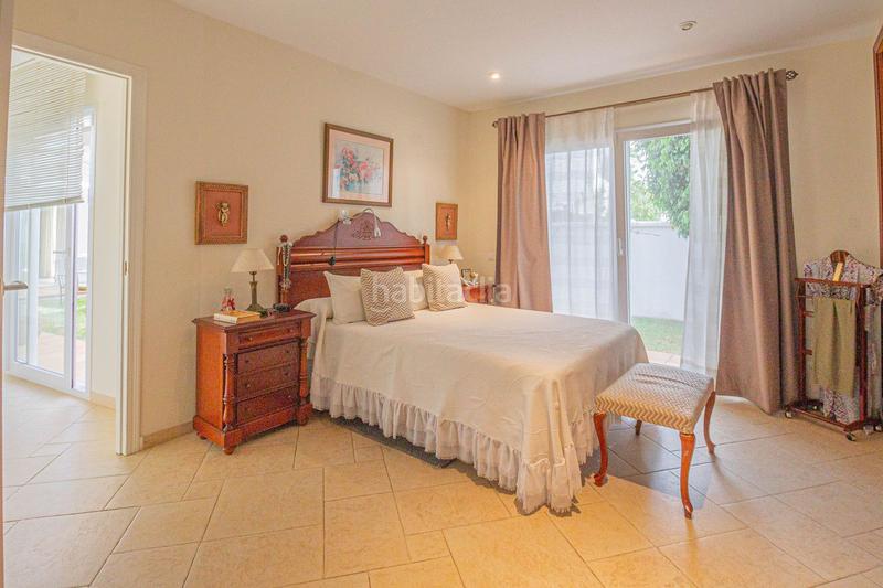 Foto cd125b98-0093-44aa-8fdd-d265e7cc41a3. Chalet con parcheggio in El Zabal-Santa Margarita Línea de la Concepción (La)