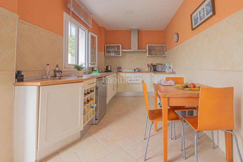 Foto f3adb8f0-4dde-4dc7-809d-ebfd629272fb. Chalet con parcheggio in El Zabal-Santa Margarita Línea de la Concepción (La)
