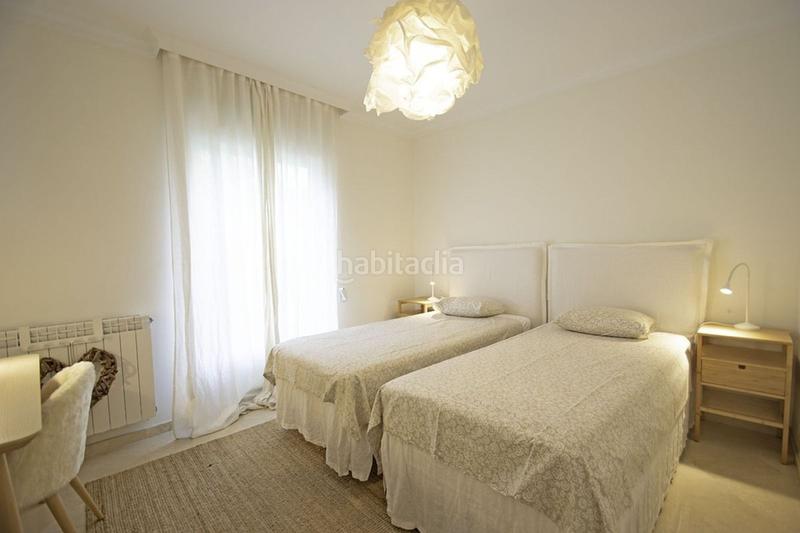 Foto 0fcdacfa-cfaa-441b-9f06-556eac422b60. Erdgeschoss mit parking pool in La Alcaidesa