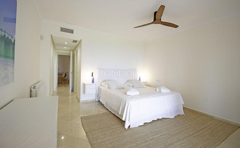 Foto accb86e7-6e7b-4049-8f5c-0d17ae4c554f. Erdgeschoss mit parking pool in La Alcaidesa