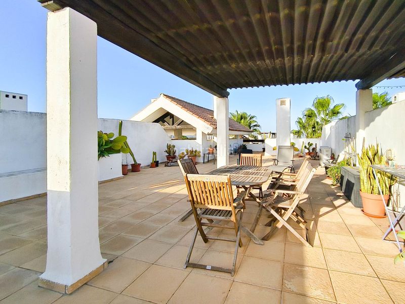 Foto 363598d4-4d48-41d5-806a-cfb22e67d68e. Miete dachwohnung mit parking pool in La Alcaidesa