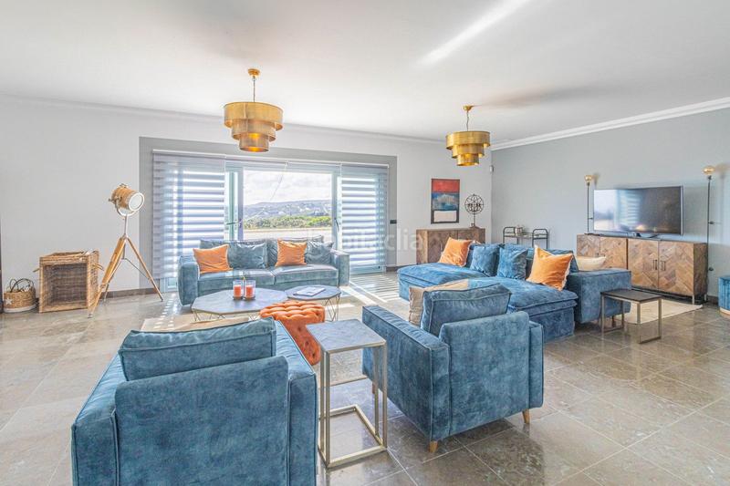 Foto 2681c3c4-4c39-49fa-95f3-32e12161d69c. Chalet mit parking pool in Sotogrande alto Sotogrande