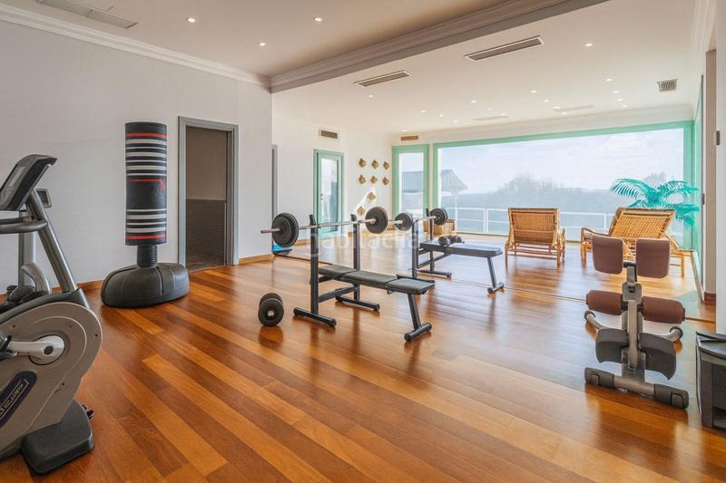 Foto 29a15e02-ec28-4afb-9a96-1c61b9aeaa91. Chalet with parking pool in Sotogrande alto Sotogrande