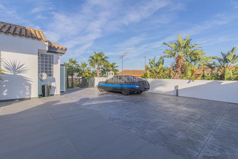 Foto 0e93edcf-17af-4f8c-8d7e-faf202389da3. Chalet mit parking pool in La Alcaidesa