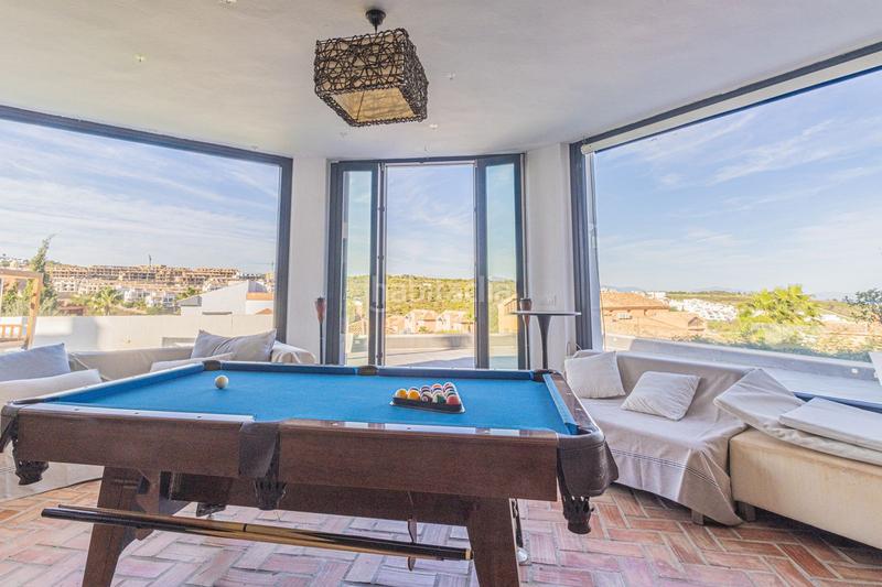 Foto 294d8500-9fff-49ff-bb59-5030713ac2bf. Chalet mit parking pool in La Alcaidesa