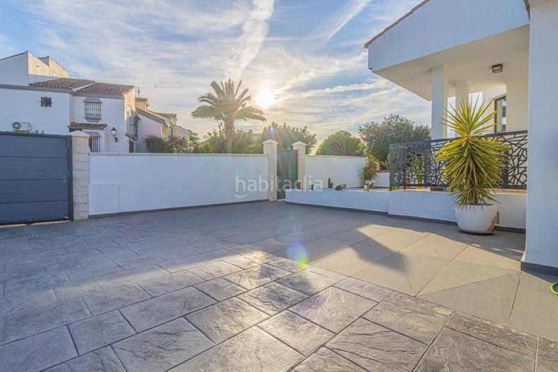 Foto d2345ddf-1f37-4b19-b5b5-ebde2f45e97a. Chalet mit parking pool in La Alcaidesa