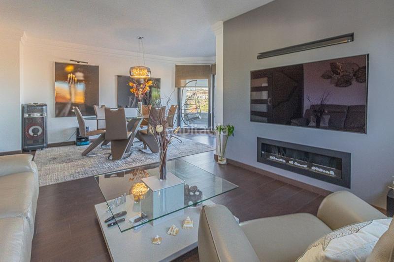 Foto c88eb27f-6bea-417c-b4bd-d43d0008d1a7. Chalet avec parking piscine dans La Alcaidesa