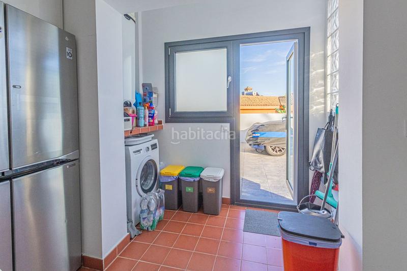 Foto 9778ca4c-d1fd-4784-a4db-ac1c32777bda. Xalet amb aparcament piscina a La Alcaidesa