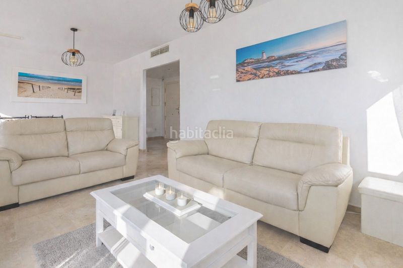 Foto 1b1a6b00-72dd-4853-990d-36afd2651e2b. Attique avec parking piscine dans La Alcaidesa