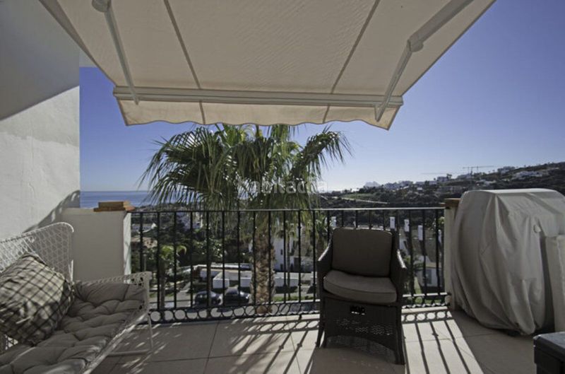 Foto 3957f10e-88a9-4365-9858-849bbbdfac46. Àtic amb aparcament piscina a La Alcaidesa