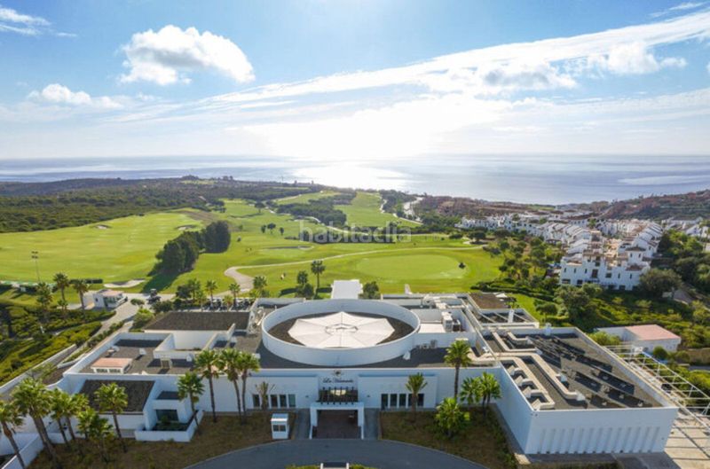 Foto 9ca2c46b-2f08-4079-869f-ff55e04b0f25. Àtic amb aparcament piscina a La Alcaidesa