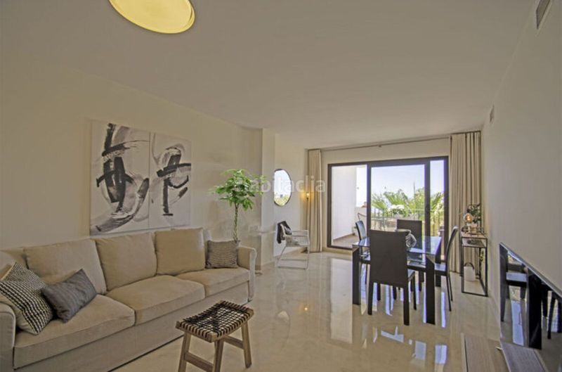 Foto e44c2c45-9bab-476e-8e1e-a794719c7590. Àtic amb aparcament piscina a La Alcaidesa