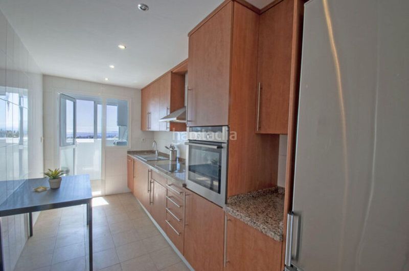 Foto f03407bf-61df-4fbc-92e5-af075ce363f1. Àtic amb aparcament piscina a La Alcaidesa