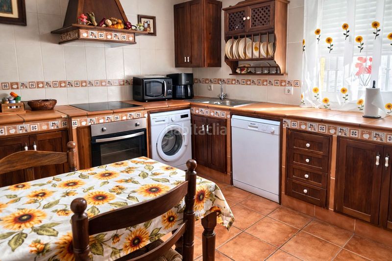 Foto 68497b19-8525-42d3-aa60-ca6aa2d8b639. Casa adosada en San Roque pueblo San Roque