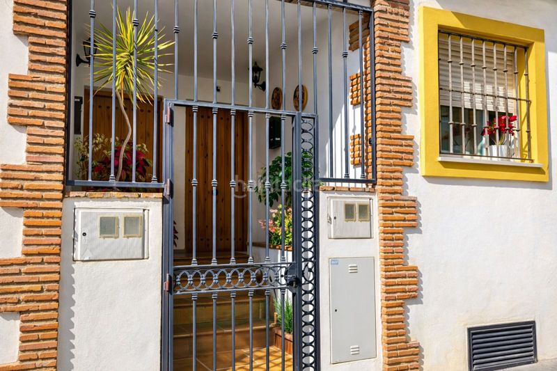 Foto 8fbd7aea-092a-47d4-9c88-8e8d26b84c65. Casa adosada en San Roque pueblo San Roque