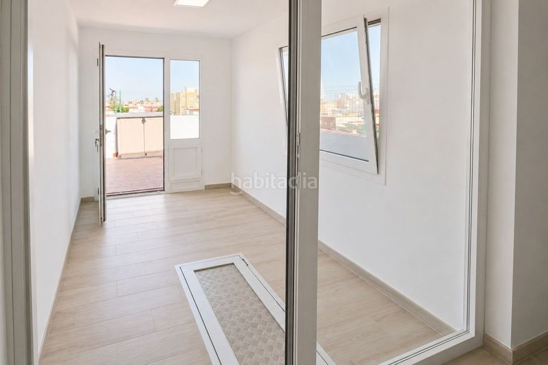 Foto 4dd55219-9316-42ad-a36a-78ac2fa1b6b5. Ático en Centro-San Felipe-Huerta Fava Línea de la Concepción (La)