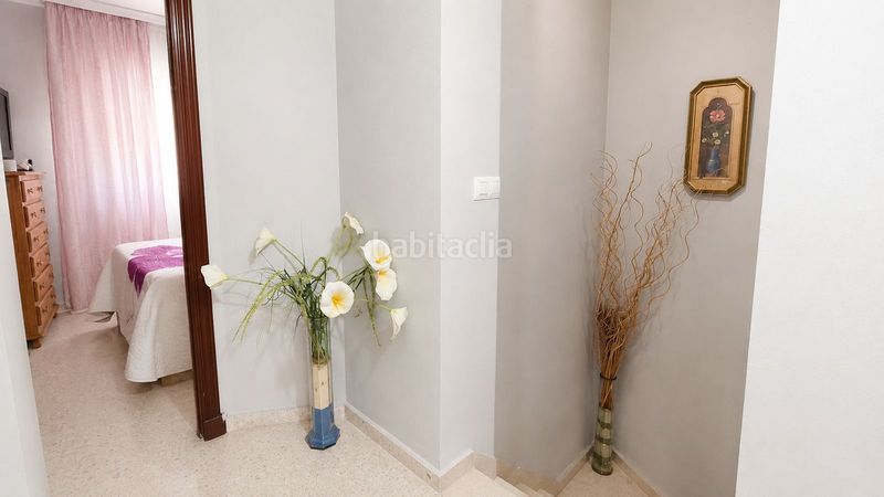 Foto 9592b1ae-ba8e-4da9-92f0-a45cedfa9555. Casa adossada amb aparcament a Santa Bárbara-Ciudad Deportiva Línea de la Concepción (La)