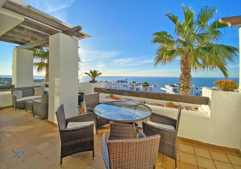 Foto e4d8278e-bc80-4771-926a-64f25f861cb2. Apartamento en La Alcaidesa