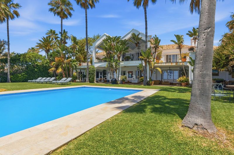 Foto 01bcd58c-98bc-4df8-93ec-656cdd4849fd. Miete chalet mit parking pool in Casasola Estepona