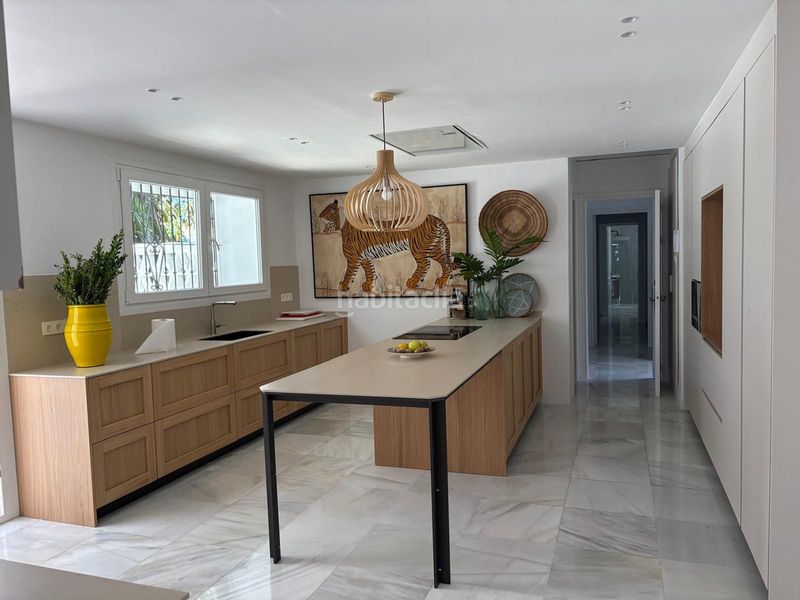 Foto 35760d5d-526a-4315-92af-b2561b478ff8. Location chalet avec parking piscine dans Casasola Estepona