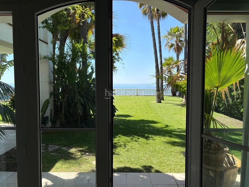 Foto 61ac2cae-48f0-404f-8feb-9b8fd48fa779. Location chalet avec parking piscine dans Casasola Estepona