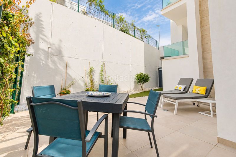 Foto c4bade93-fd35-4a98-ab2e-851447a020f3. Ground floor with parking pool in La Alcaidesa