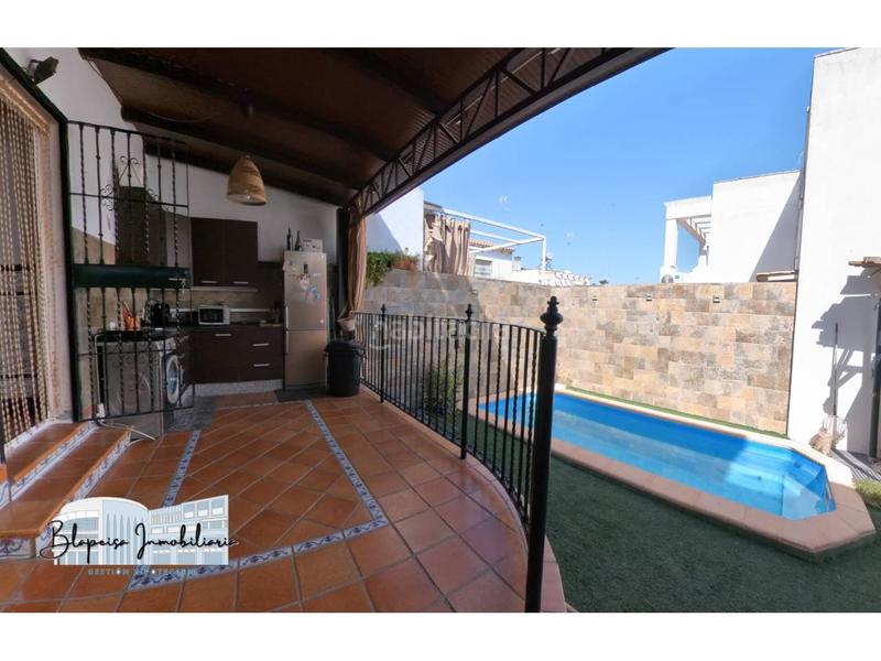 Foto 25b9e15a-7d8c-49b0-920e-f2311b4ece0b. Xalet amb aparcament piscina a Oromana Alcalá de Guadaira