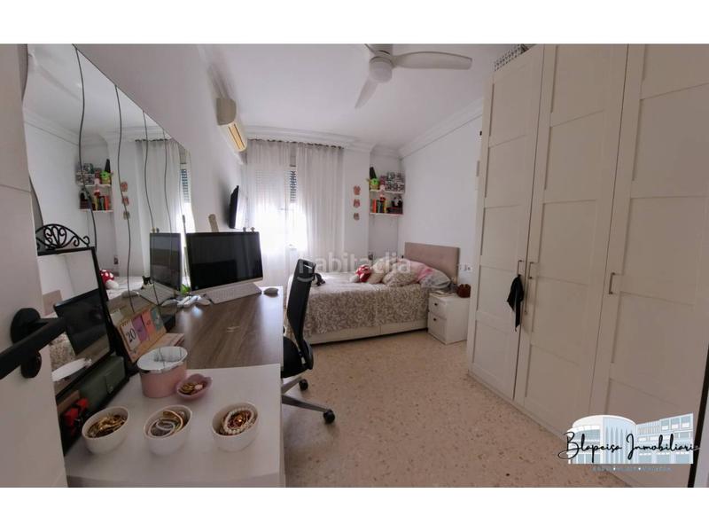 Foto c57cd097-0f94-4e86-ac36-91bd03763a1c. Xalet amb aparcament piscina a Oromana Alcalá de Guadaira