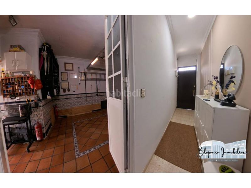 Foto e80a8a75-d218-47fb-8dbd-49643890ac25. Xalet amb aparcament piscina a Oromana Alcalá de Guadaira