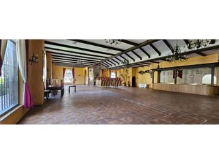 Rent Industrial building  Calle camino del maestro vicente. Espacio multiusos 600m  insonorizado  ideal clínica, academia o