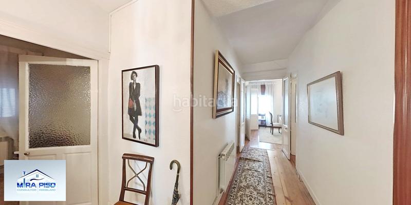 Foto b7784e49-a718-48eb-a701-c6891a96babf. Piso  en venta , 5 dormitorios. en Santoña