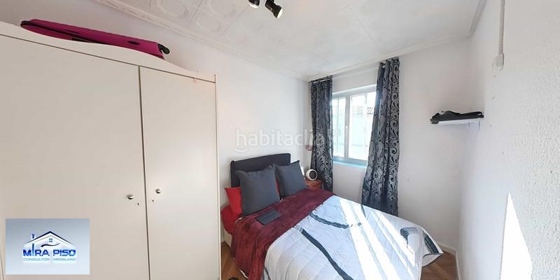 Foto c53af0e7-45ba-4416-aeea-4e660db5d772. Piso  en venta , 2 dormitorios. en Santoña