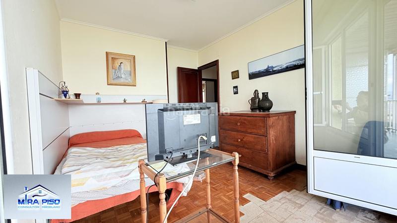 Foto 715f9e02-6630-4122-937c-d399b0482a3d. Piso  en venta , 3 dormitorios. en Santoña