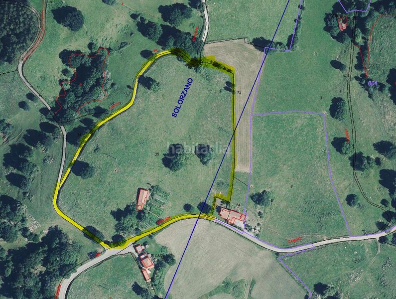 Foto 02618083-cb9d-48a2-8643-44ae69cfcbb5. Casa amb aparcament a Solórzano