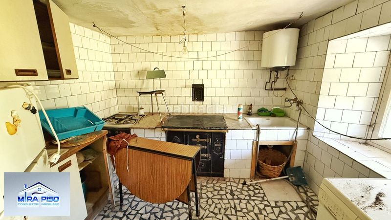 Foto 2a74a244-abf5-4bcb-bd34-85afbbb4fb06. Casa amb aparcament a Solórzano