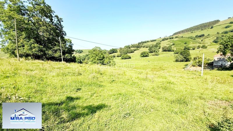 Foto 4ba64270-e447-4f92-8461-97606cc948c3. Casa amb aparcament a Solórzano