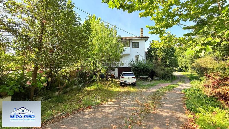 Foto 2ee57d5f-5d1b-4b2a-8ece-a0fc00ffd2a5. Casa amb aparcament a Hazas de Cesto