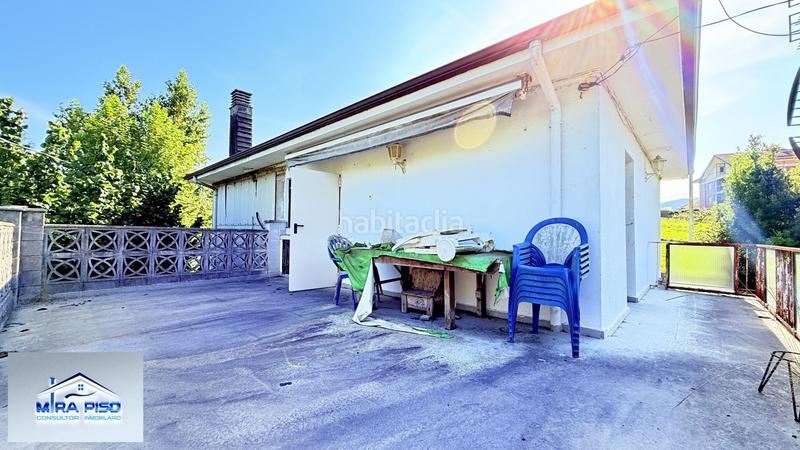 Foto a1b10d32-2eb0-4fbe-83cc-202ef6b6fcd8. Casa amb aparcament a Hazas de Cesto