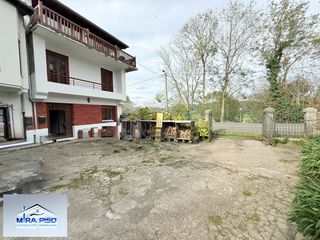 Maison à Ribamontán al Monte. Casa pueblo en venta en hoz de anero, 6 dormitorios.