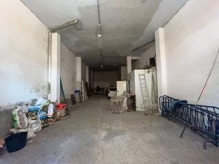 Local commercial  Santoña. Local com. en venta en santoña.