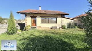 Chalet en Mortera. Chalet individual en venta en pueblo, 3 dormitorios.