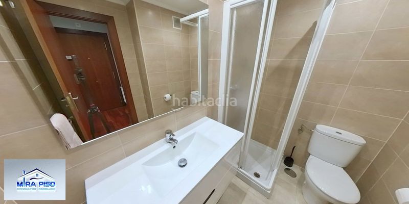 Foto fb7e926d-dcff-4757-a20a-b6c986c99478. Pis amb calefacció aparcament a Bárcena de Cicero