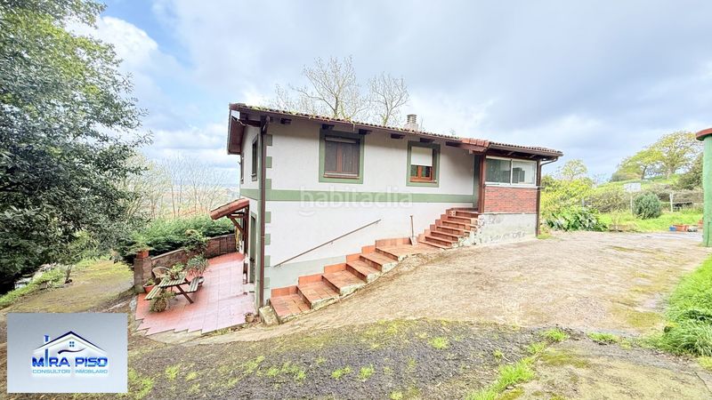 Foto 19e0507e-e004-42f7-be46-96ad15dcbd54. Xalet amb calefacció aparcament a Colindres