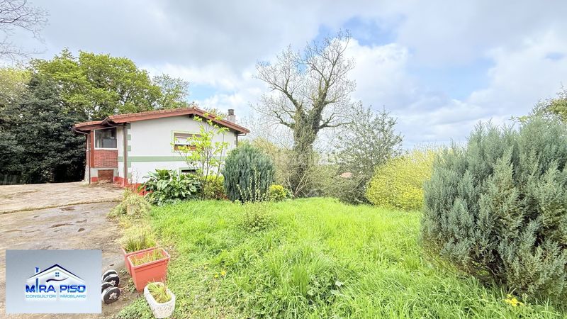 Foto 69e45709-805d-47be-a026-52870f493374. Xalet amb calefacció aparcament a Colindres