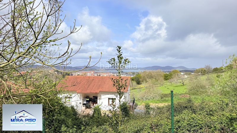 Foto 923ae9bf-c6aa-451b-8d44-56fdafecf9bf. Xalet amb calefacció aparcament a Colindres