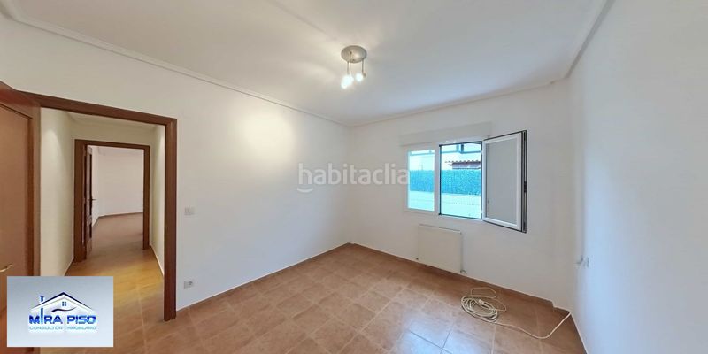 Foto 04f3eec6-170d-4109-ac07-121eb7a08138. Xalet amb calefacció aparcament a Argoños