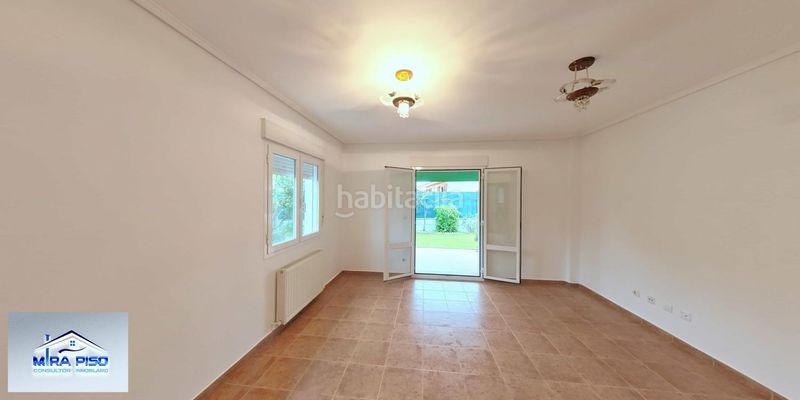 Foto 22c0ae66-2c59-4073-84af-064d4e65c179. Xalet amb calefacció aparcament a Argoños