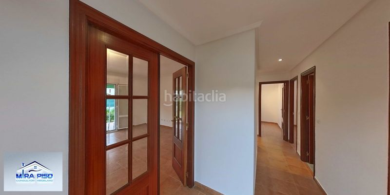 Foto 2cf6d527-4d61-4692-846f-4e491e6cf17b. Xalet amb calefacció aparcament a Argoños