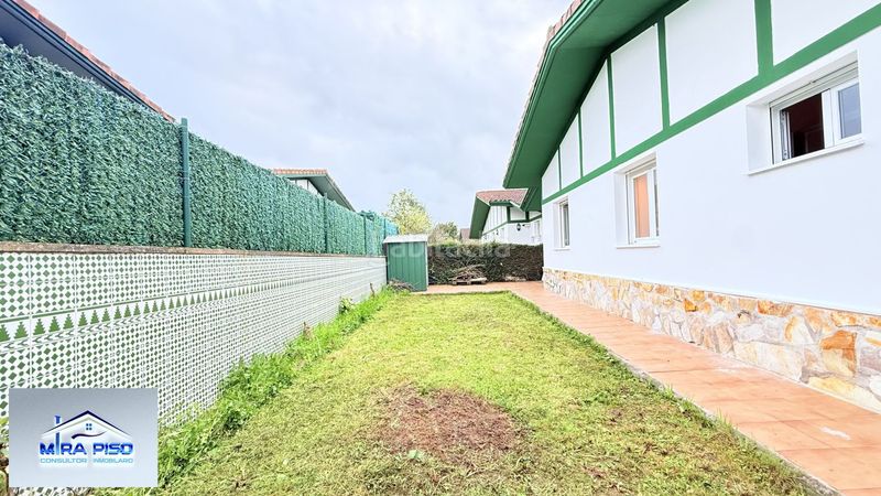 Foto 8d763dd3-cbdd-4c8c-81f3-914c39229445. Xalet amb calefacció aparcament a Argoños