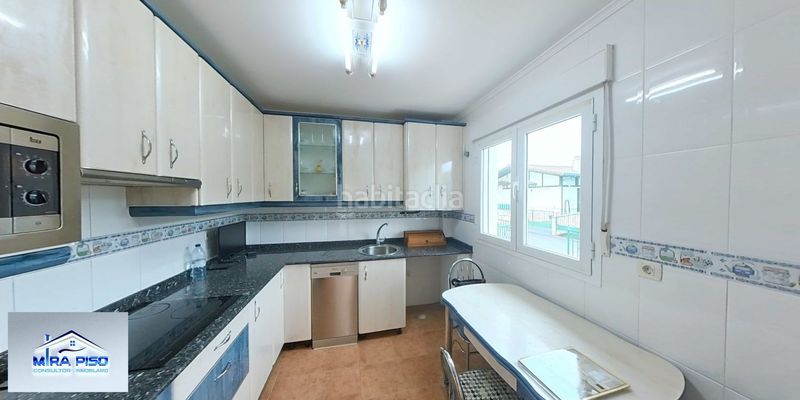 Foto ca78f1a1-e477-494b-a213-5a74aea86cd6. Xalet amb calefacció aparcament a Argoños